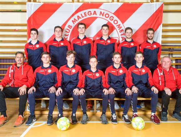 PREDSTAVITEV EKIPE U19